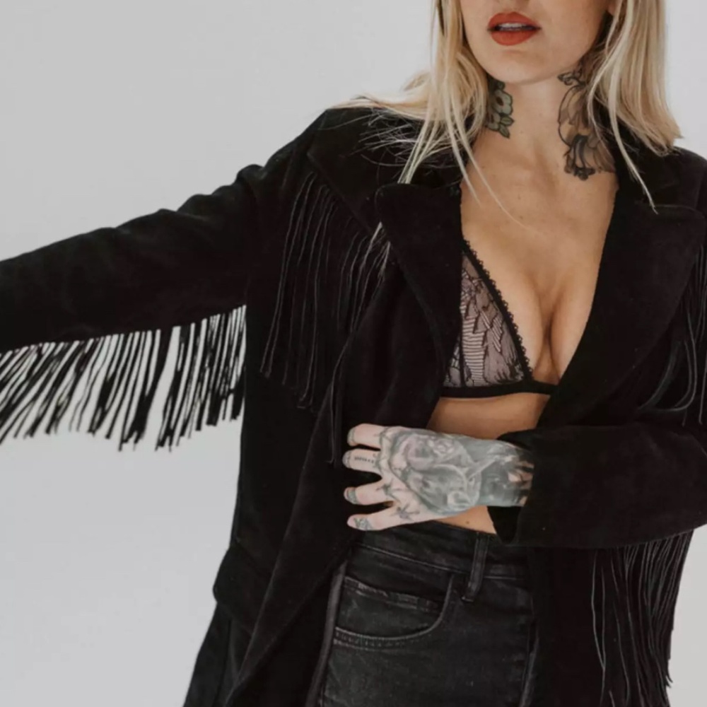 UNDERSTATED LEATHER MARLBORO BLAZER M